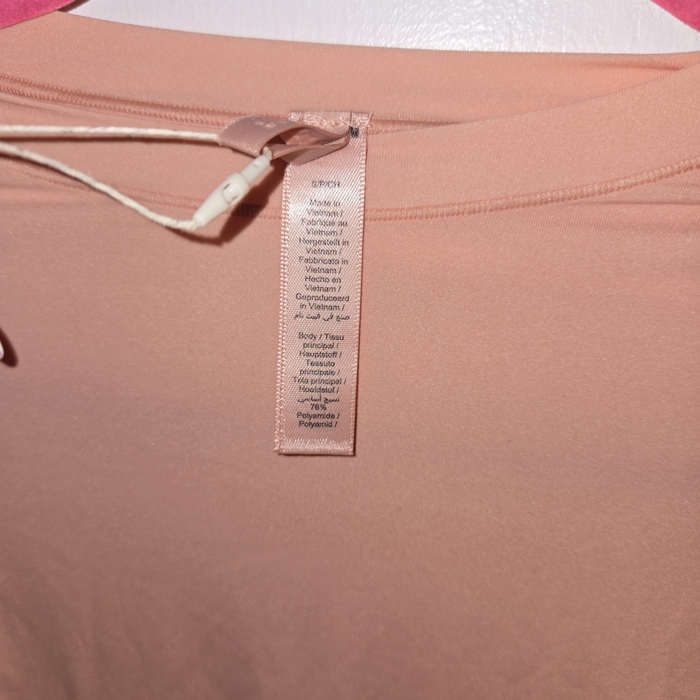SKIMS Long Sleeve Fits Everybody - Picture 3 of 3